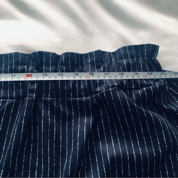 Plus 24 Wide leg paper bag waist belted Black/White Striped Shorts - Picture 4 of 13